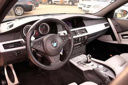 BMW M5 E60, Cockpit 
