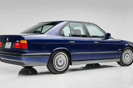 BMW M5 E34 Limousine (1991) Mauritius-Blau Metallic