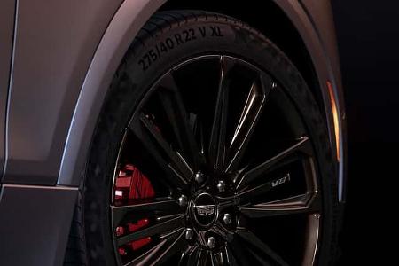 Cadillac Lyriq-V