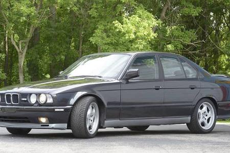 BMW M5 E34 V12