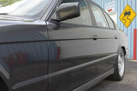 BMW M5 E34 V12