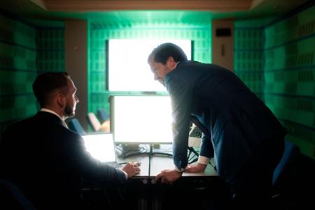 ARD Story: Im Inneren der Cybermafia - Love.Like.Lost ARD Story: Im Inneren der Cybermafia - Love.Like.Lost