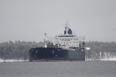 Mit einer Schattenflotte an Tankern versucht Russland die Beschränkungen für seinen Ölexport zu umgehen. (Archivbild) Mit einer Schattenflotte an Tankern versucht Russland die Beschränkungen für seinen Ölexport zu umgehen. (Archivbild)