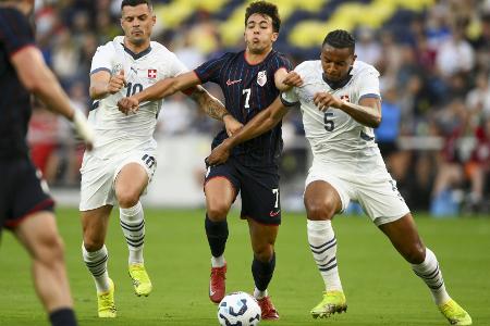 WM-Gastgeber: Dämpfer für USA und Kanada - Mexiko mit Erfolg WM-Gastgeber: Dämpfer für USA und Kanada - Mexiko mit Erfolg