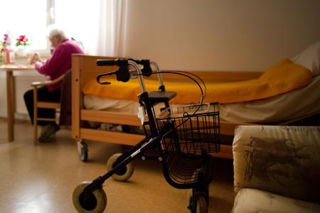 Wie Pflegebedürftige besser schlafen