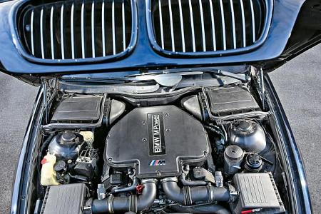 BMW M5 E39, Motor