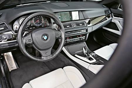 BMW F10, Cockpit