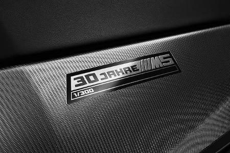 BMW M5 30 Jahre Sondermodell Sperrfrist 7.5.2014 00.00 Uhr