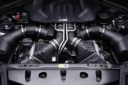 06/11 BMW M5 Limousine, Motor