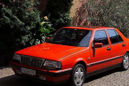 Lancia Thema 8.32 Seitenansicht