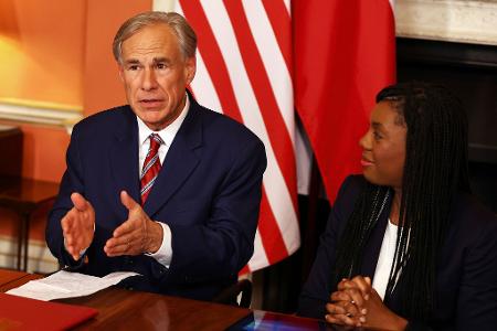 In Texas entschied sich Gouverneur Greg Abbott selbst, die Nationalgarde einzusetzen. (Archivbild) In Texas entschied sich Gouverneur Greg Abbott selbst, die Nationalgarde einzusetzen. (Archivbild)