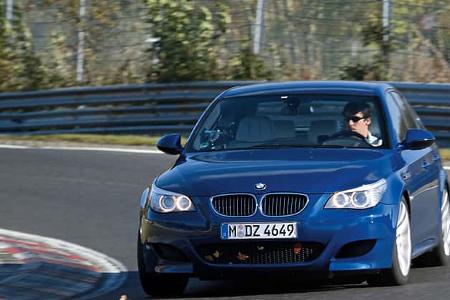 BMW M5, Baujahr 2004
