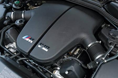 BMW M5, Baujahr 2004