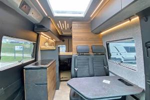 Dieser Offroad-Sprinter zeigt, wie Luxus geht