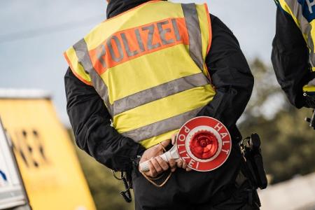 Das anhängende Symbolbild kann zu redaktionellen Zwecken mit dem Zusatz Das anhängende Symbolbild kann zu redaktionellen Zwecken mit dem Zusatz