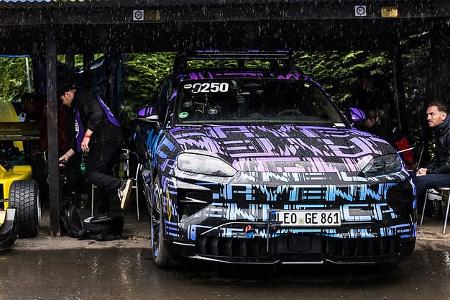Porsche Cayenne EV Prototyp Hillclimb Porsche Cayenne EV Prototyp Hillclimb