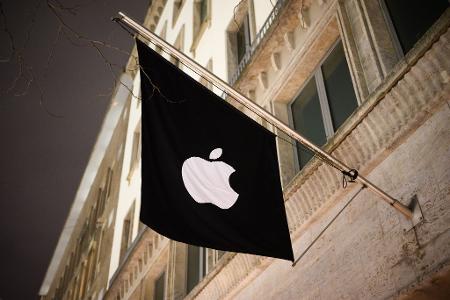 Apple kritisiert, man solle mit anderen Firmen bisher verschlüsselte Nutzerdaten teilen. (Archivbild) Apple kritisiert, man solle mit anderen Firmen bisher verschlüsselte Nutzerdaten teilen. (Archivbild)