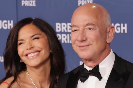 Jeff Bezos: Erneute Proteste gegen seine Hochzeit Jeff Bezos: Erneute Proteste gegen seine Hochzeit