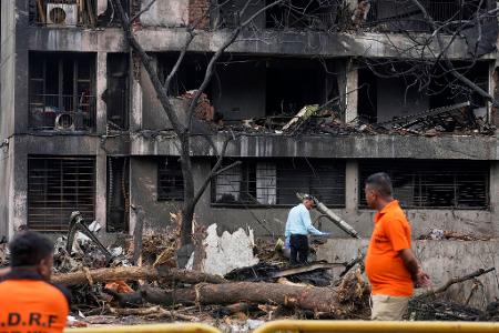 Unglück in Indien: Warum stürzte Flug AI171 ab?