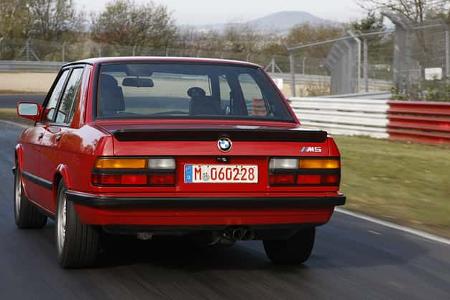 BMW M5 E28