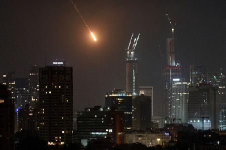 Neue Explosionen in Israel und Iran