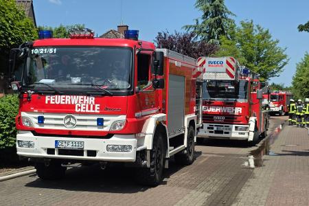 Einsatzstelle (Foto: Feuerwehr Celle) Einsatzstelle (Foto: Feuerwehr Celle)