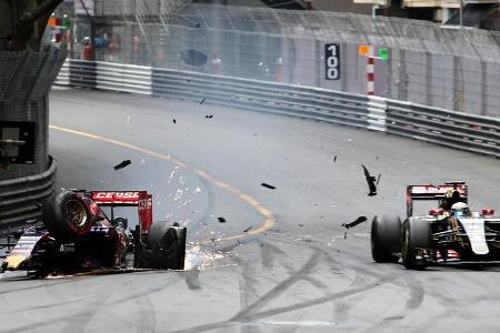 Monaco-GP 2015: - In seinem ersten Rennen in seiner späteren Wahl-Heimat Monaco produziert Max Verstappen viel Schrott! Ende der Start-Ziel-Geraden crasht der damalige Teenager heftig in das Hinterrad von Romain Grosjean. Er schlägt heftig ein, auch für Grosjean ist das Rennen vorzeitig beendet.