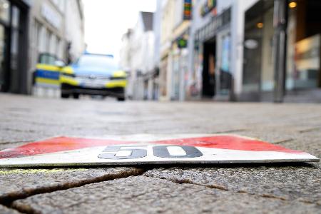 Für die Ermittlungen zu den tödlichen Polizeischüssen auf den 21-jährigen Lorenz wird der Tatort in Oldenburg dreidimensional vermessen. 