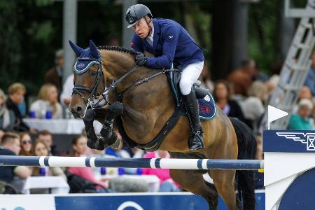 Springreiten: Mario Stevens erneut deutscher Meister Springreiten: Mario Stevens erneut deutscher Meister