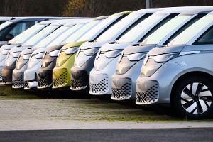 Ministerpräsident Lies: E-Autos für alle attraktiver machen