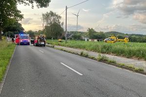 Verkehrsunfall zwischen einem Motorroller und einem PKW