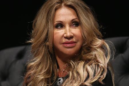 Carmen Geiss teilt schockierende Bilder nach Überfall: "Was hat er mir angetan?"