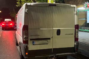 Trunkenheit und Tiefschlaf im Transporter