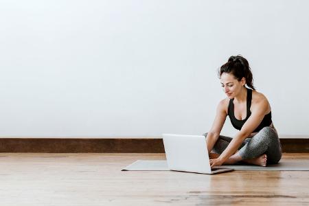 Pilates online und offline
