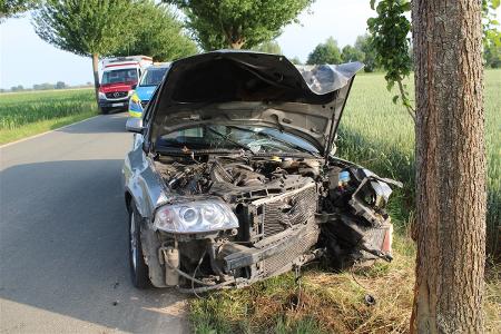 Das Auto wurde abgeschleppt. Foto: Polizei Minden-Lübbecke Das Auto wurde abgeschleppt. Foto: Polizei Minden-Lübbecke