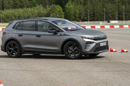 Skoda Elroq RS Elektro SUV Fahrbilder Offroad