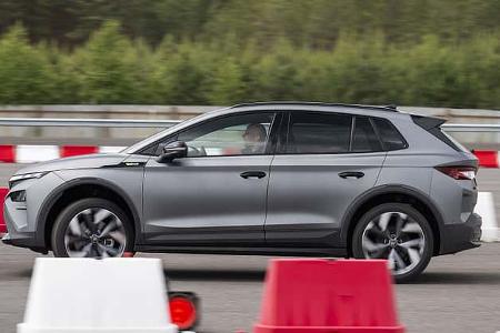 Skoda Elroq RS Elektro SUV Fahrbilder Offroad