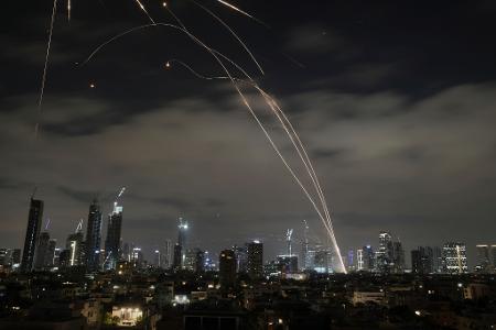 Israels Armee: Weiterer Raketenbeschuss aus Iran