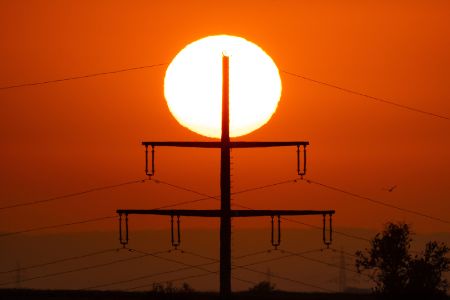 Laut Schenk werden die Temperaturen in den kommenden Wochen demnach zwischen 1,5 und 3 Grad über dem Normalwert liegen.