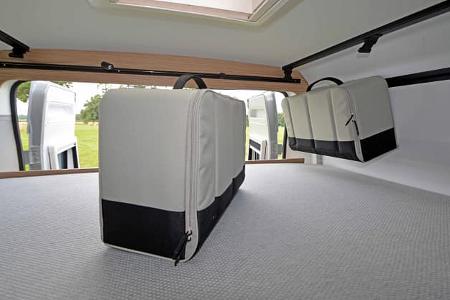 Pilote Campingbus Vega V 630 S, Stautaschen