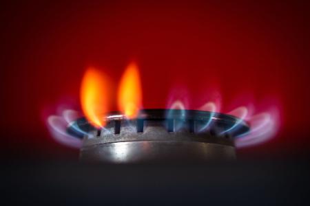Zuvor gemachten Angaben der EU-Kommission zufolge basieren etwa zwei Drittel der russischen LNG- und Pipeline-Gasimporte auf bestehenden langfristigen Verträgen. Der Rest wird auf kurzfristiger Spot-Basis geliefert. Zuvor gemachten Angaben der EU-Kommission zufolge basieren etwa zwei Drittel der russischen LNG- und Pipeline-Gasimporte auf bestehenden langfristigen Verträgen. Der Rest wird auf kurzfristiger Spot-Basis geliefert.