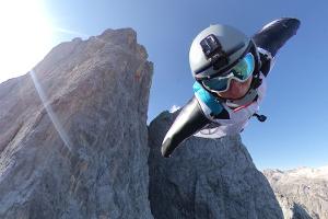 Katja (54) verlor beim Basejumping fast ihr Leben - und will trotzdem wieder Fallschirm springen