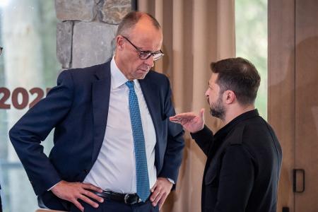 G7-Gipfel in Kanada: Merz und Selenskyj im Gespräch