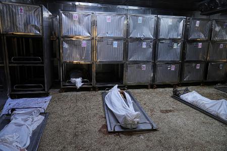 Aus dem Gazastreifen hat es erneut Berichte über Dutzende Tote gegeben. Aus dem Gazastreifen hat es erneut Berichte über Dutzende Tote gegeben.