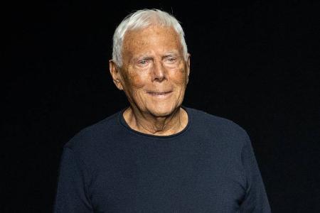 Sorge um Giorgio Armani: Designer sagt Auftritt bei Laufsteg-Show ab Sorge um Giorgio Armani: Designer sagt Auftritt bei Laufsteg-Show ab