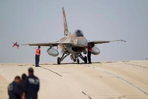 Israels Armee: Luftangriffe im Iran gehen weiter
