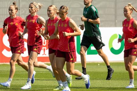 Dopingkontrolle bei DFB-Frauen in Herzogenaurach Dopingkontrolle bei DFB-Frauen in Herzogenaurach