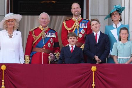 König Charles gratuliert Prinz William zum 43. Geburtstag König Charles gratuliert Prinz William zum 43. Geburtstag