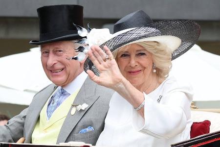 König Charles und Königin Camilla genießen letzten Royal-Ascot-Tag König Charles und Königin Camilla genießen letzten Royal-Ascot-Tag