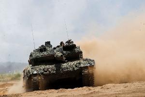Nato-Staaten vor Gipfel einig bei Verteidigungsausgaben